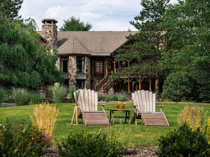 The Chatwal Lodge image