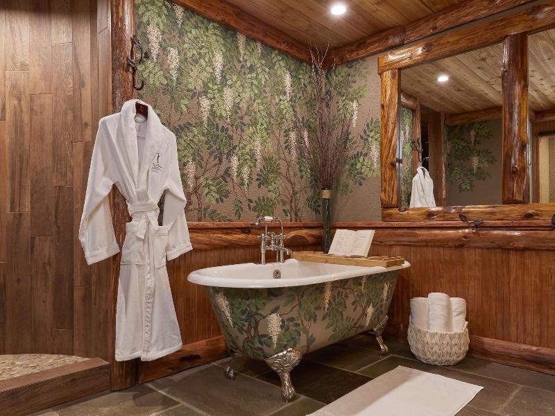 The Chatwal Lodge image