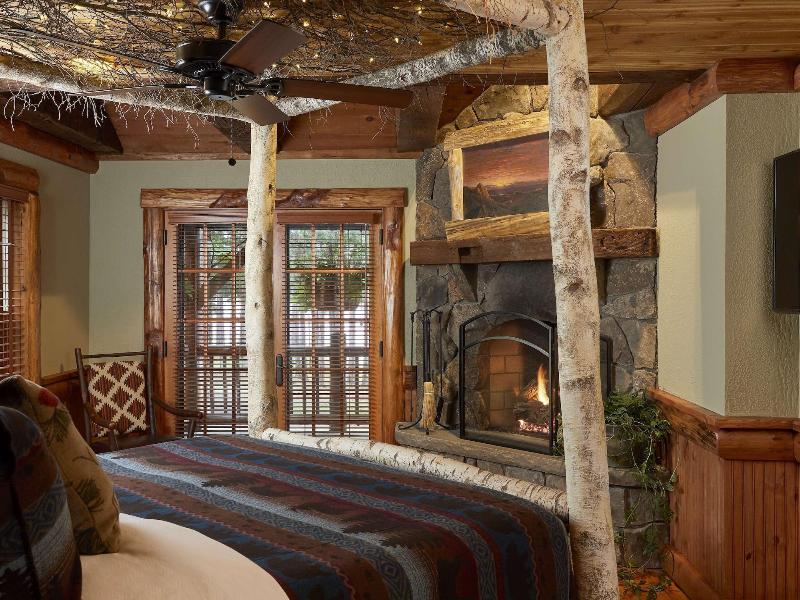 The Chatwal Lodge image