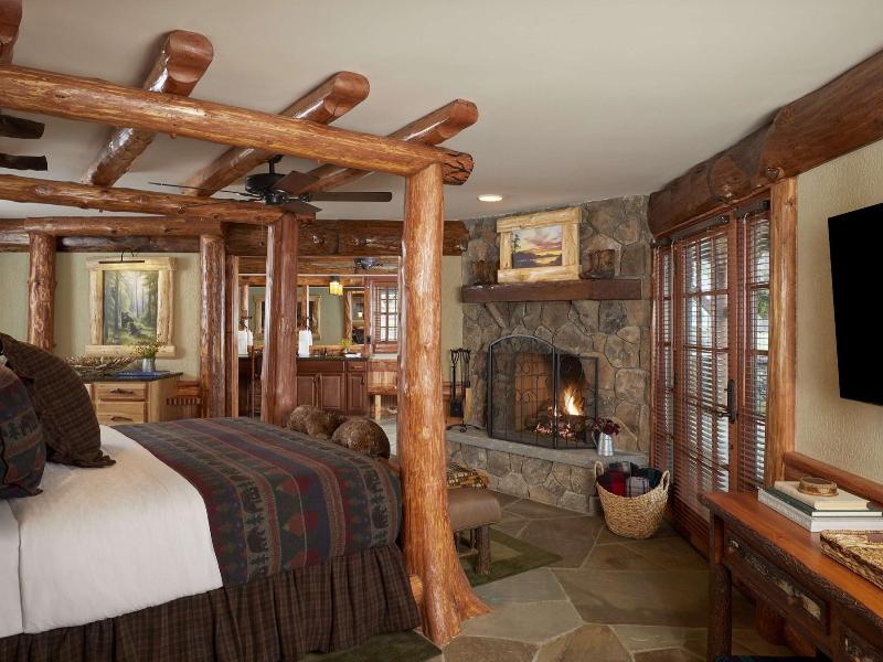 The Chatwal Lodge image