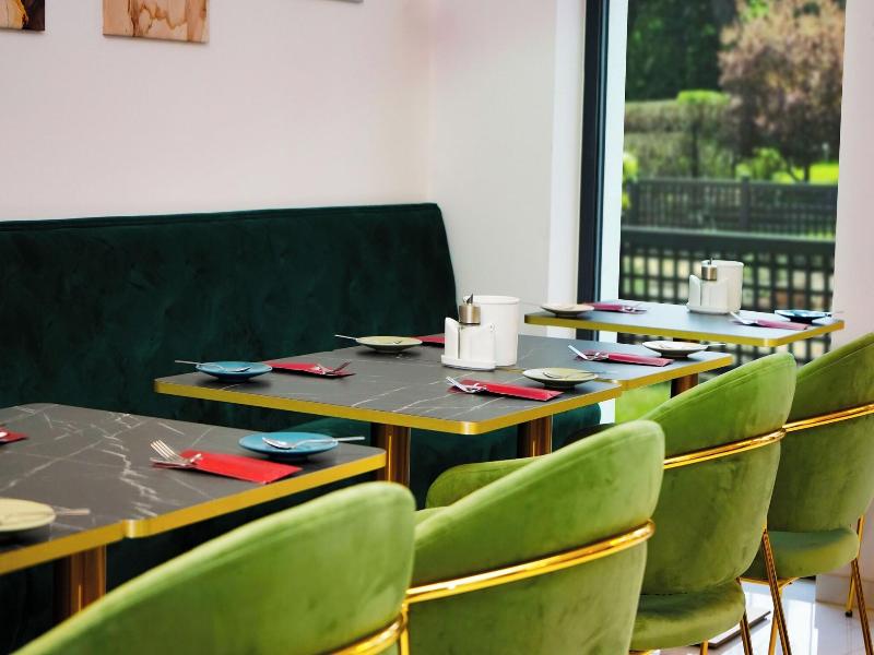 M-pire Hotel Berlin image