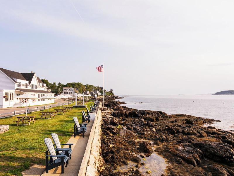 Bluebird Ocean Point Inn image
