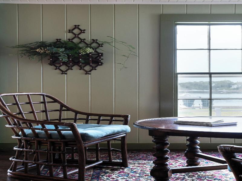 Bluebird Ocean Point Inn image