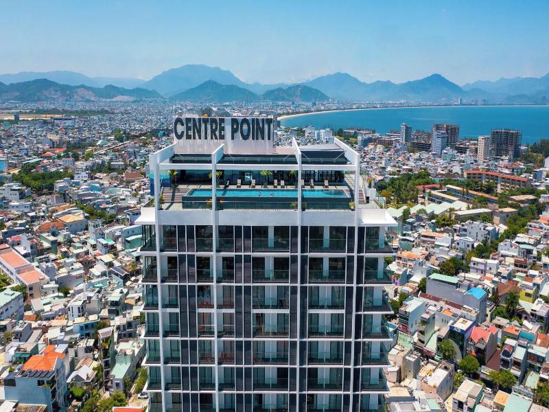 Centre Point Danang Hotel & Residence image