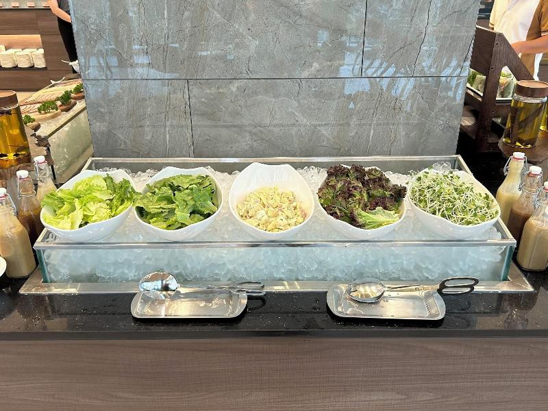 Centre Point Danang Hotel & Residence image