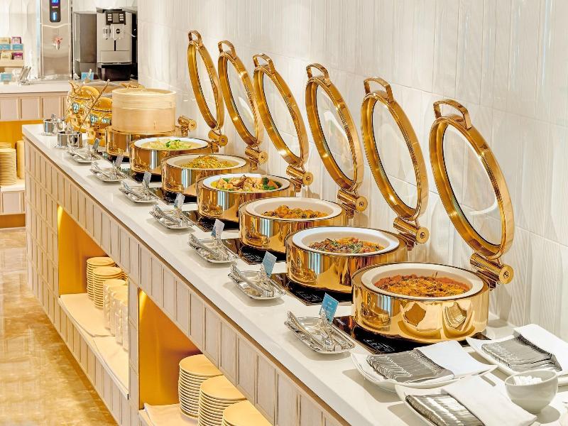 Oku Hotel Taichung image