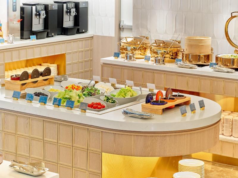Oku Hotel Taichung image
