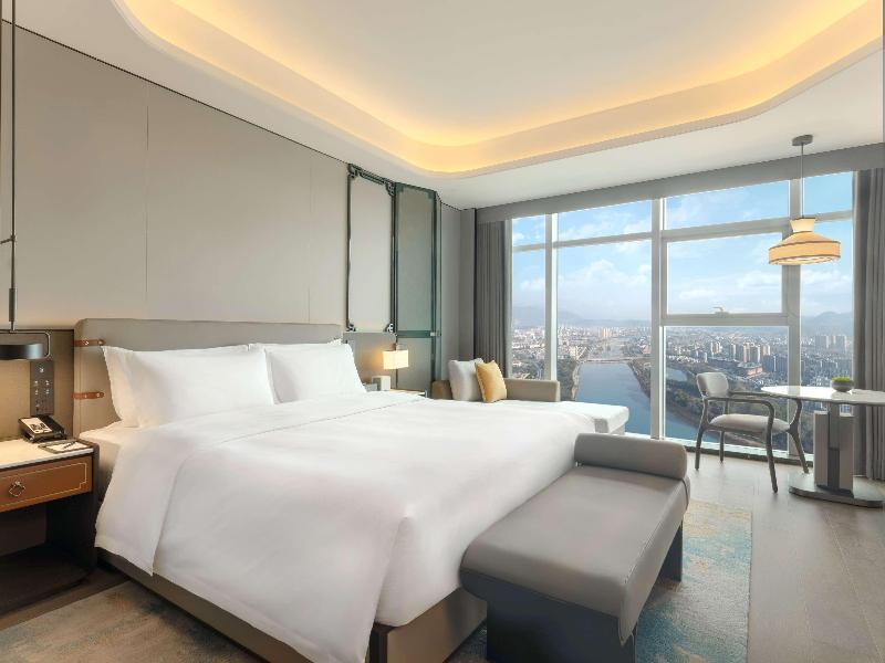 Grand Mercure Taizhou Tiantai image
