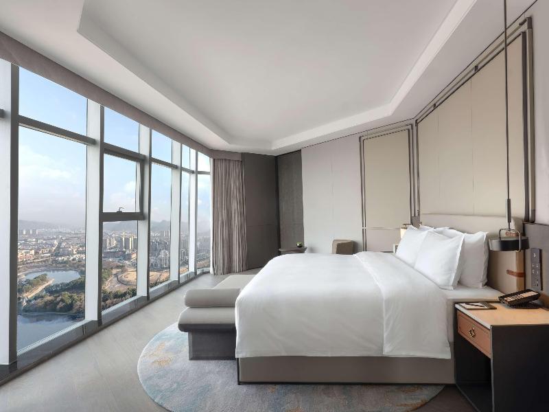 Grand Mercure Taizhou Tiantai image