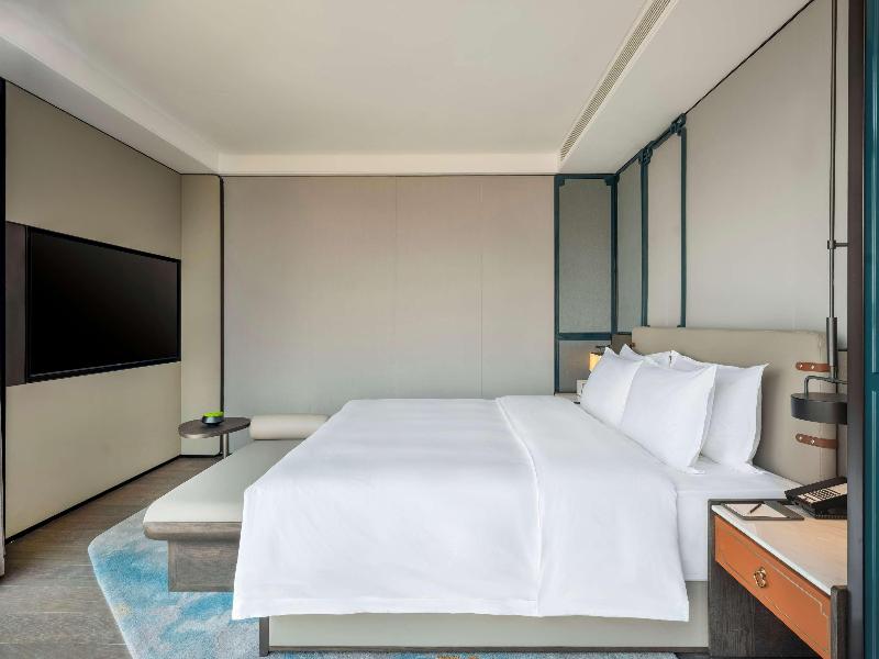 Grand Mercure Taizhou Tiantai image