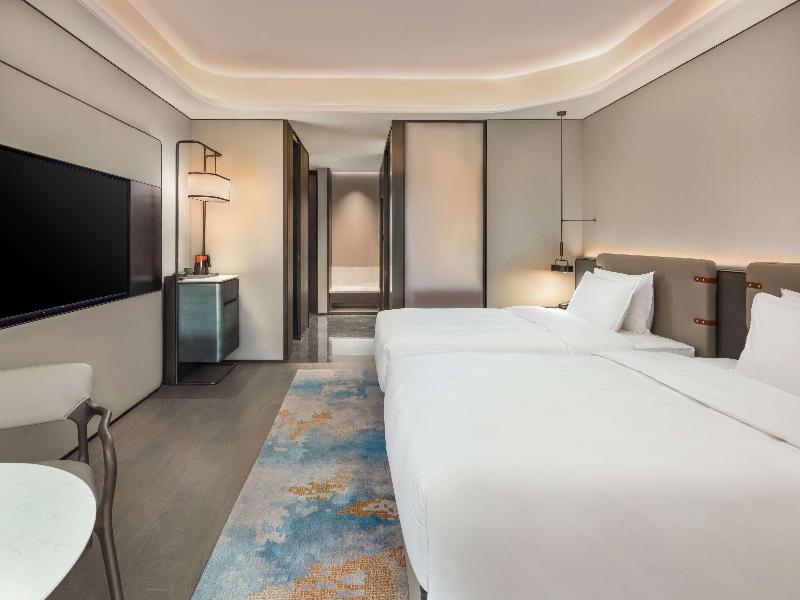 Grand Mercure Taizhou Tiantai image