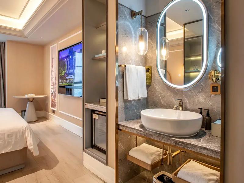Mercure Shanghai Waigaoqiao image