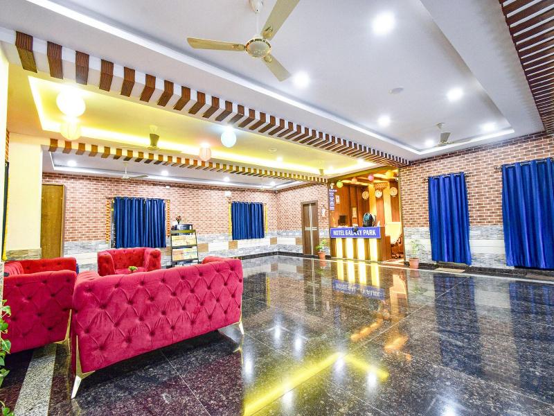 Fabhotel Galaxy Shamshabed