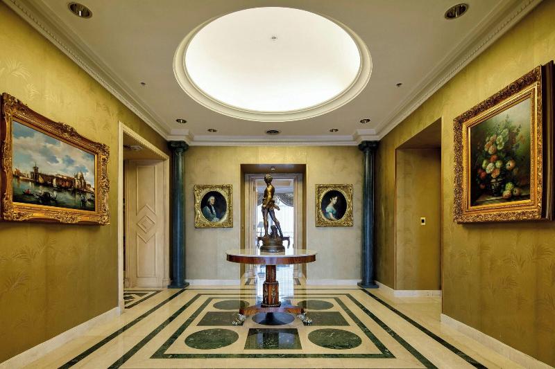 Stay in style at Sheraton Santiago Hotel And Convention Center