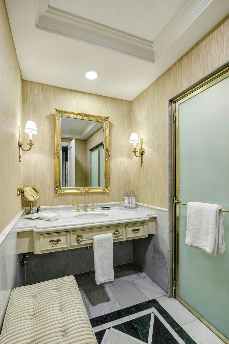 Stay in style at Sheraton Santiago Hotel And Convention Center