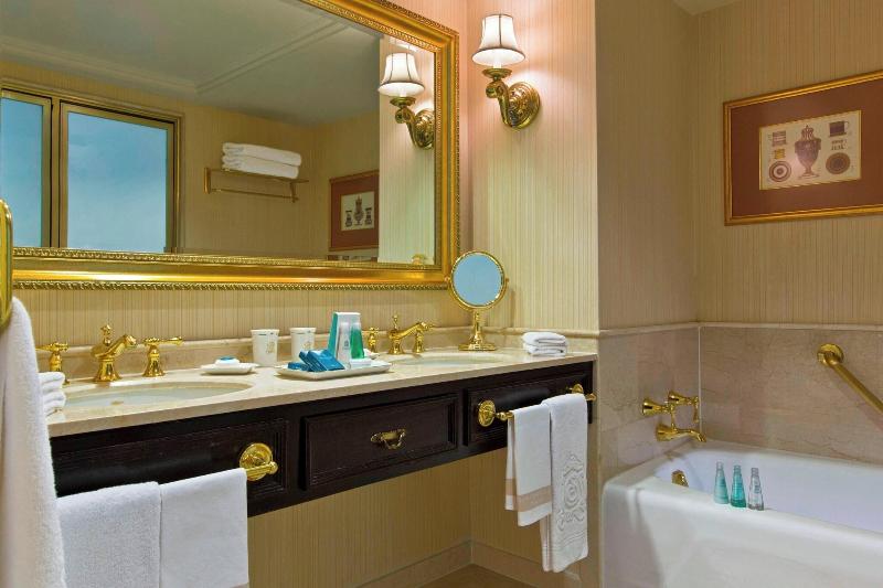 Stay in style at Sheraton Santiago Hotel And Convention Center