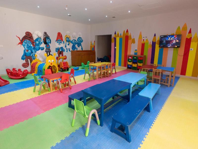 Parrotel Lagoon Waterpark Resort image