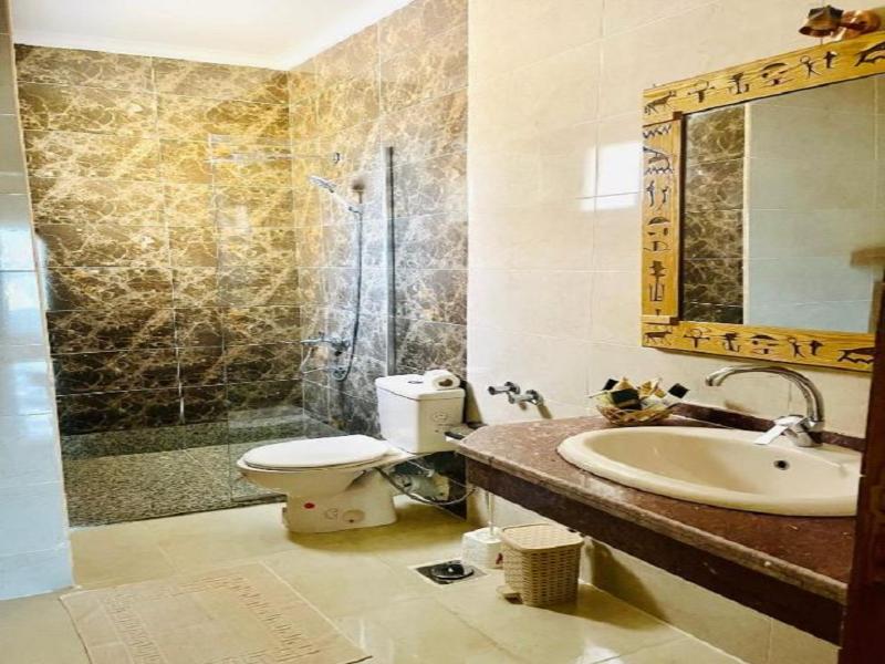 Jewel Howard Carter Hotel image