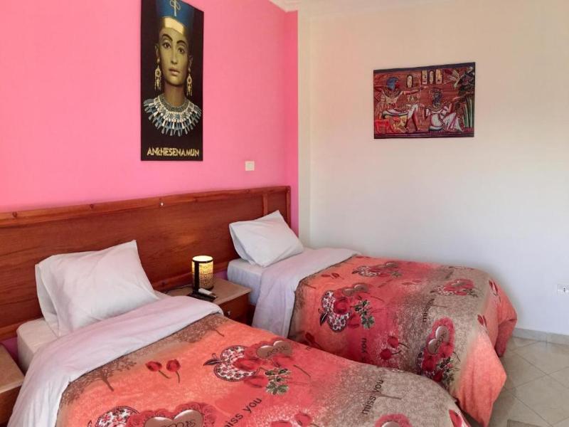 Jewel Howard Carter Hotel image