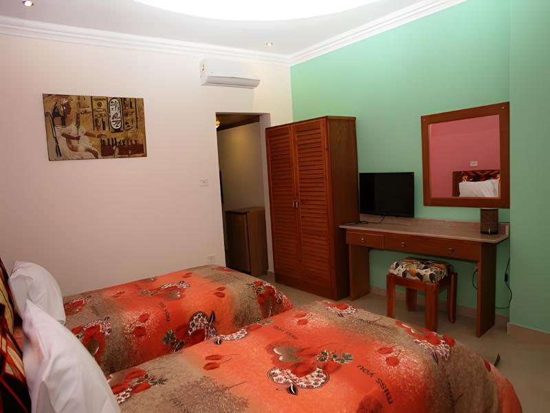 Jewel Howard Carter Hotel image