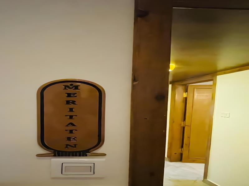 Jewel Howard Carter Hotel image