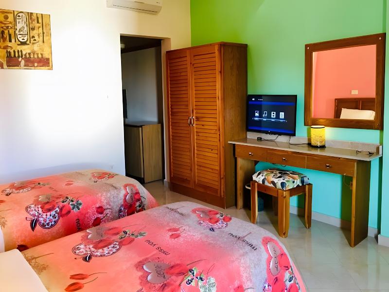 Jewel Howard Carter Hotel image