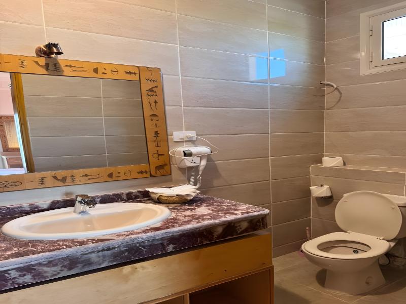 Jewel Howard Carter Hotel image