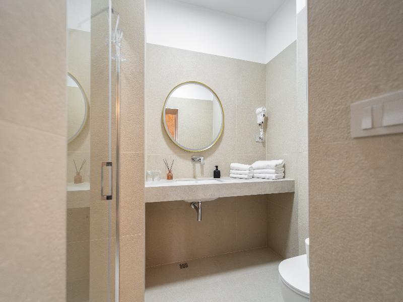 Tifani Luxury Rooms 3 image