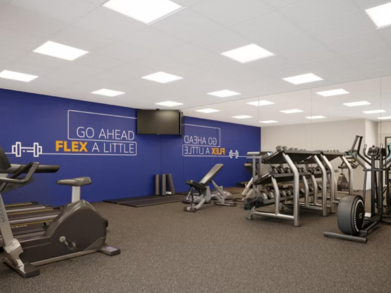 Holiday Inn Express & Suites Chicago West Oak Park image