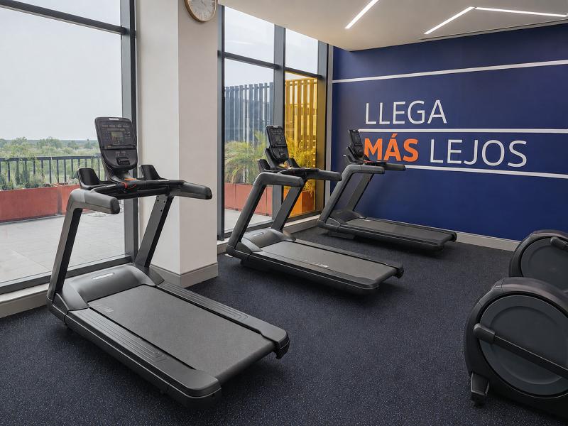 Holiday Inn Express & Suites Monterrey Sendero image
