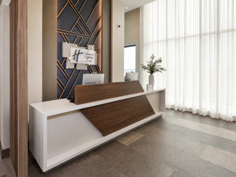 Holiday Inn Express & Suites Monterrey Sendero image