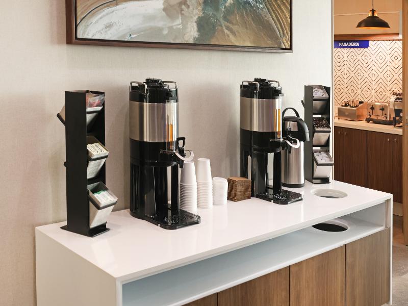 Holiday Inn Express & Suites Monterrey Sendero image