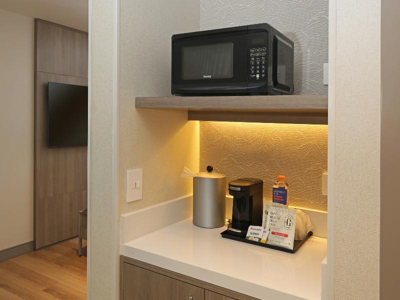 Holiday Inn Express & Suites Monterrey Sendero image