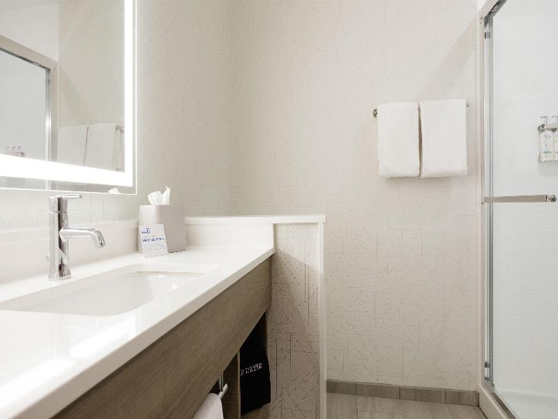Holiday Inn Express & Suites Monterrey Sendero image