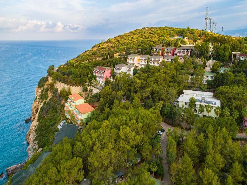 Senza Garden Holiday Club