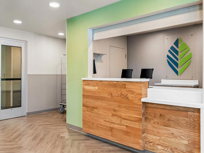 Woodspring Suites Lancaster North image