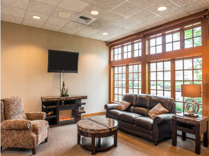 Woodspring Suites Washington Meadowlands Pa image