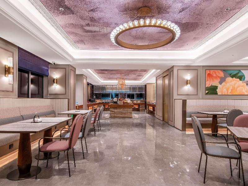Mercure Chengdu West Expo City image