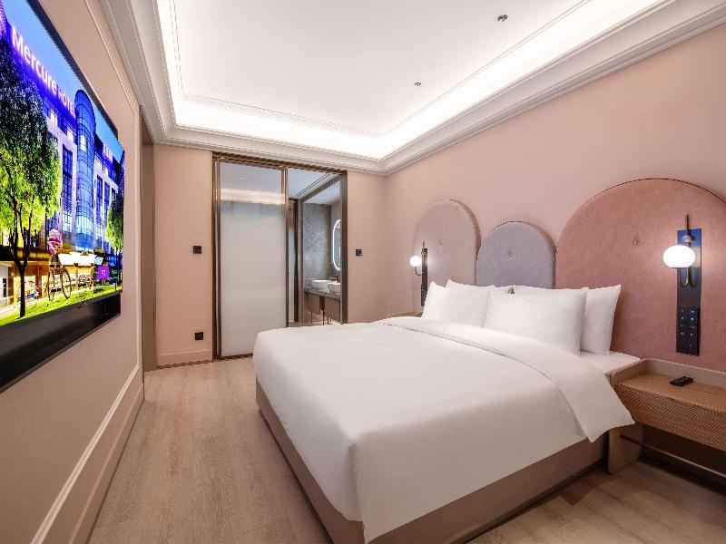 Mercure Chengdu West Expo City image