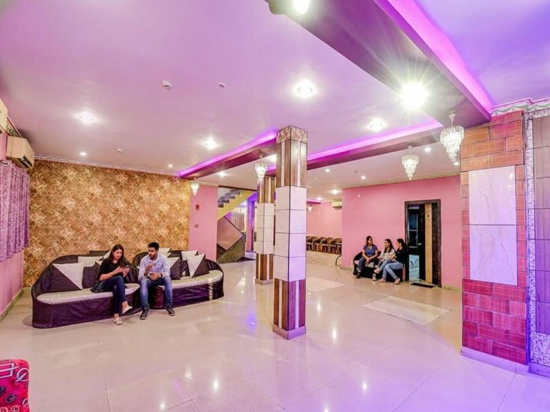 Fabhotel Prime Rockstar Suites