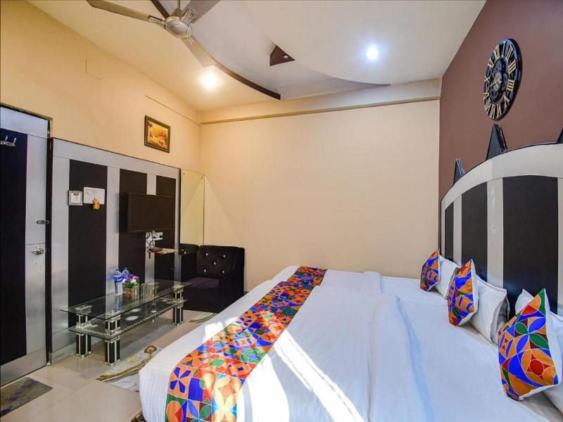 Fabhotel Prime Rockstar Suites 4