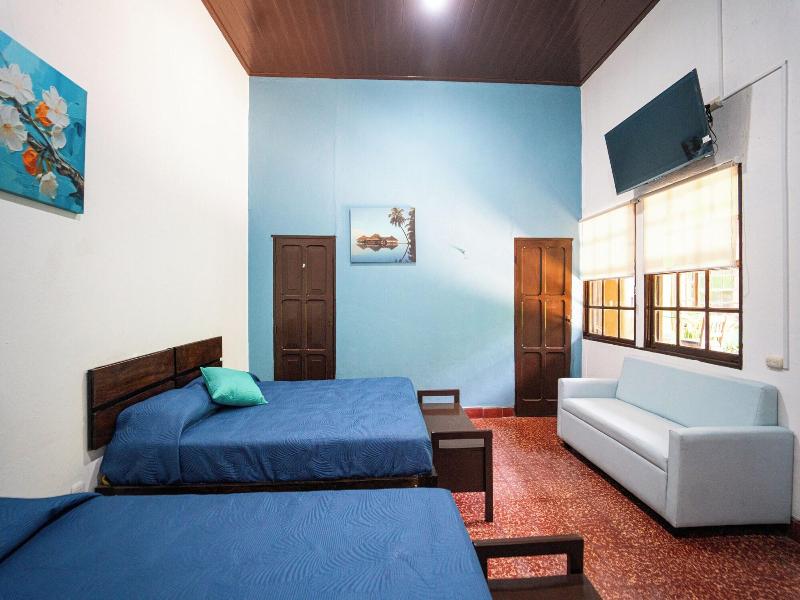 503 Casa Hostal 4