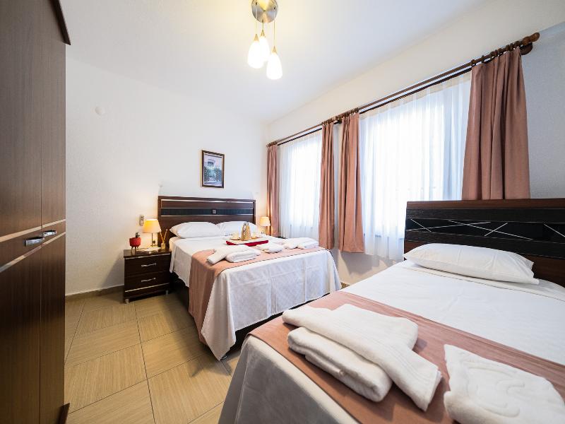 Bozcaada Albatros Otel image