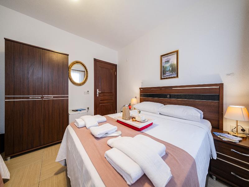Bozcaada Albatros Otel image
