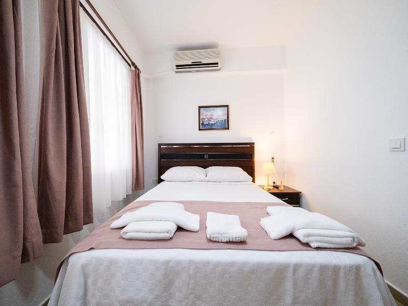 Bozcaada Albatros Otel image