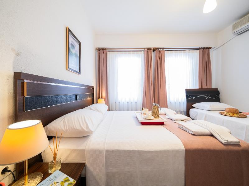 Bozcaada Albatros Otel image