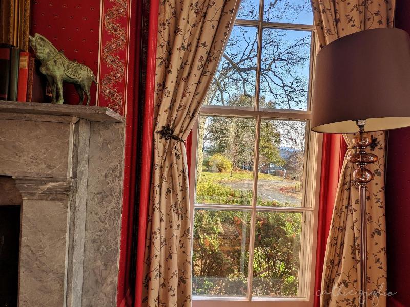Cromwell Manor Inn image