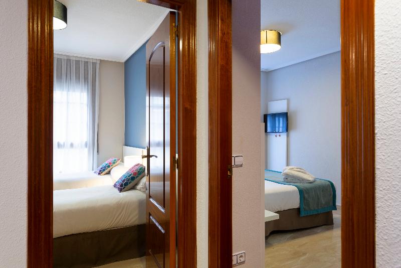 Fotos Hotel Suites Apartamentos Los Girasoles
