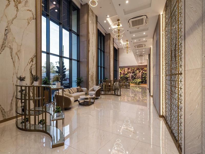 East Plaza Hotel image
