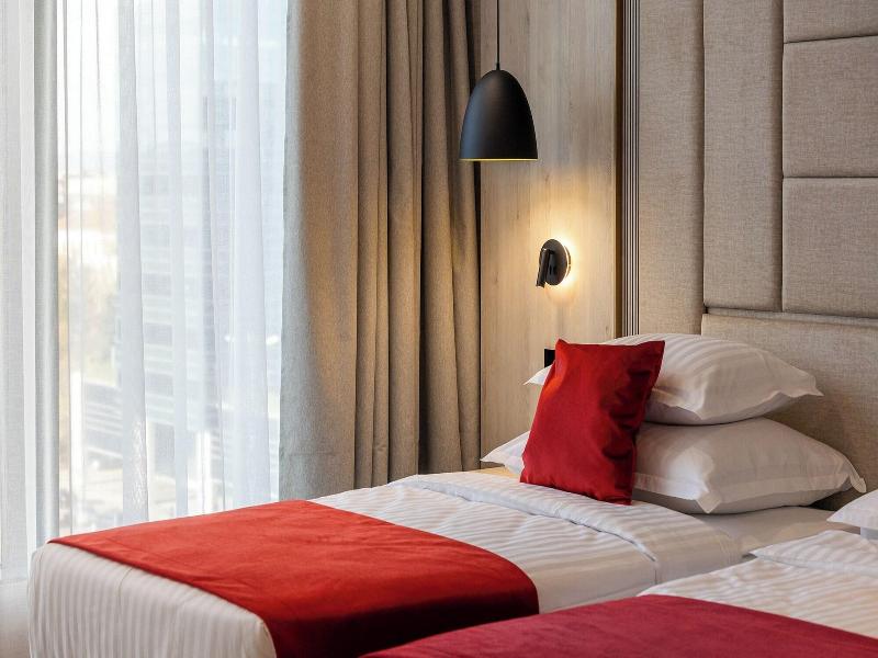 East Plaza Hotel image